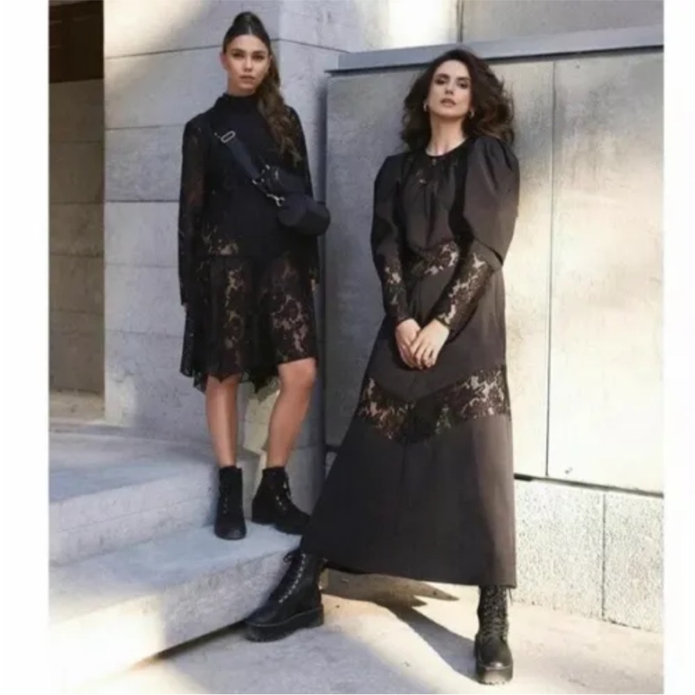 NWT H&M lace insert midi dress M